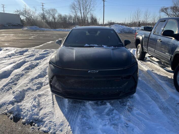 2025 Chevrolet Equinox EV RS FWD ActiveSafety3 Conv2Pkgs w/SuperCruise Dual-LevelChargeCord HtdCldMemLthr 21s HD-SrrndVsn Milwaukee WI